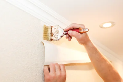 Pose de papier peint à Gildwiller — revêtements muraux et toiles de verre